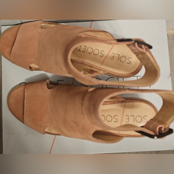 Pink Suede open toe ankle boots - Picture 2 of 7